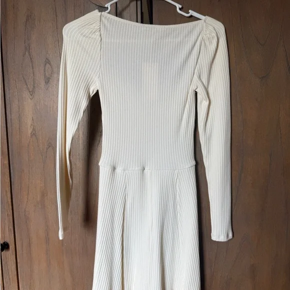 Reformation Cream Long Sleeve Dress - Picture 6 of 8